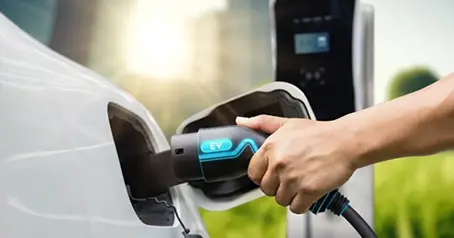 Hindi natatakot sa mataas na temperatura at presyon, ang makabagong pelikula ng SABIC ay tumutulong sa mga electric vehicle capacitor na makamit ang mga bagong tagumpay