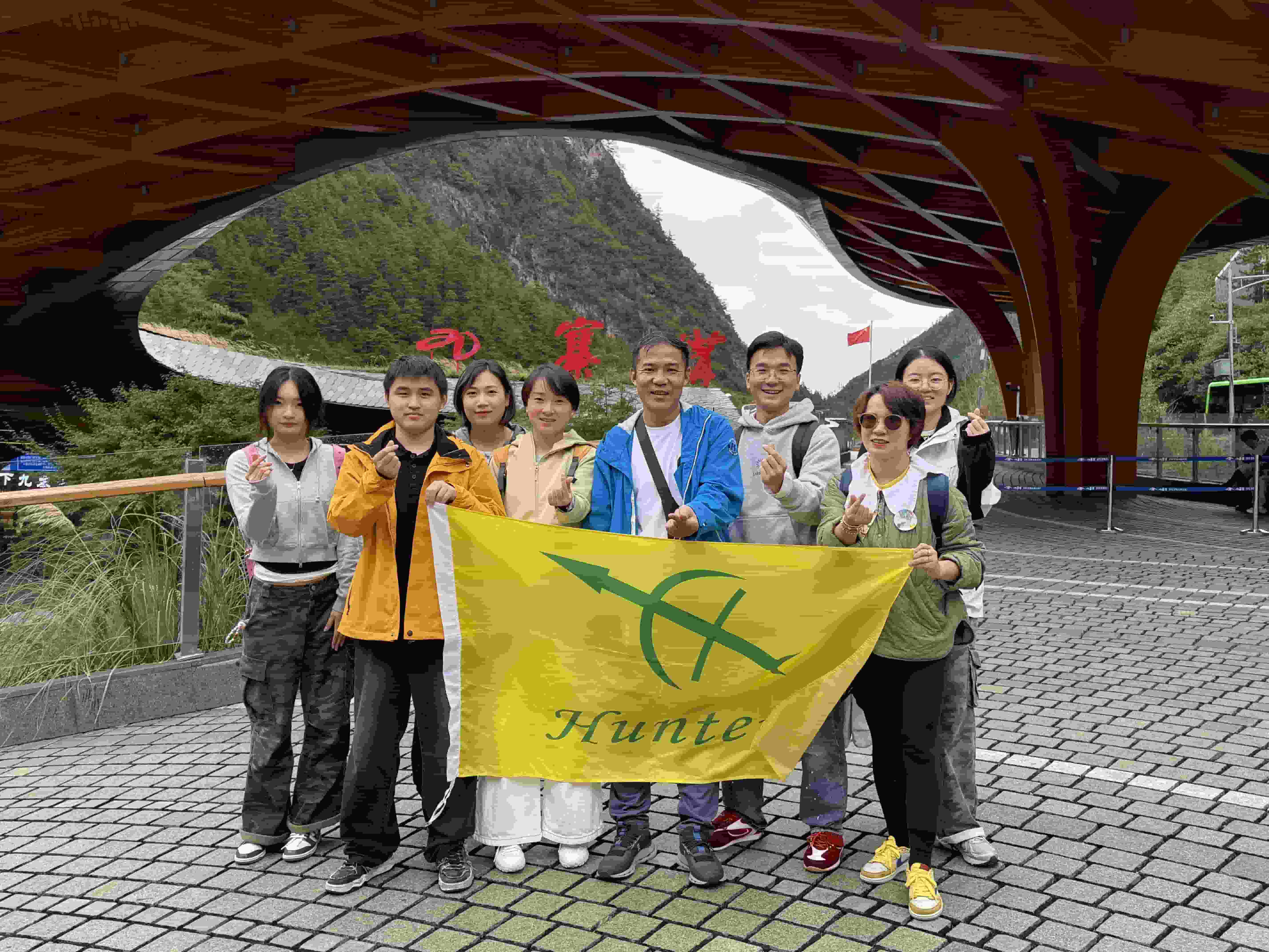 Higit pa sa mga bundok at dagat, pinagsama ang pagkakayari | Dokumentaryo ng Shanghai Visa Plastics '