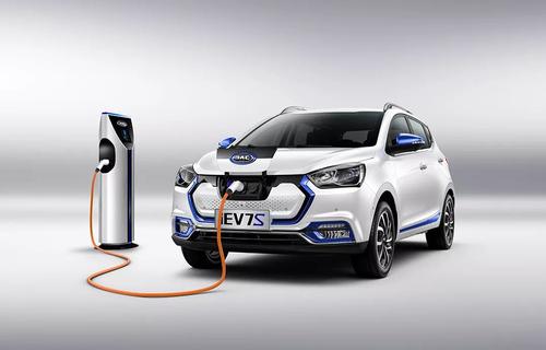 Pagsakay sa Electric Wave: Asia-Pacific EV Market Booms, Visa Plastics Nakikipagtulungan sa BASF at Sabic Upang Bigyang Palakihin ang Hinaharap ng Industriya